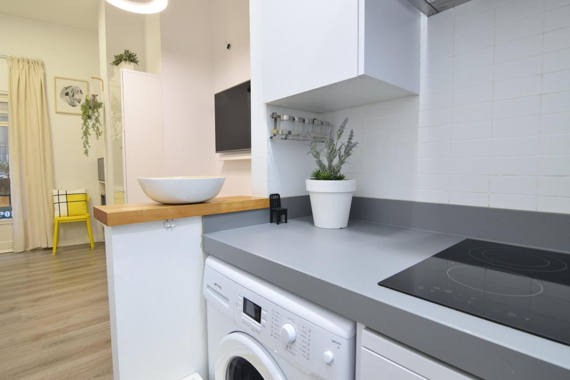 Apartamento Atarazanas Malaga Centro Historico Luaran gambar