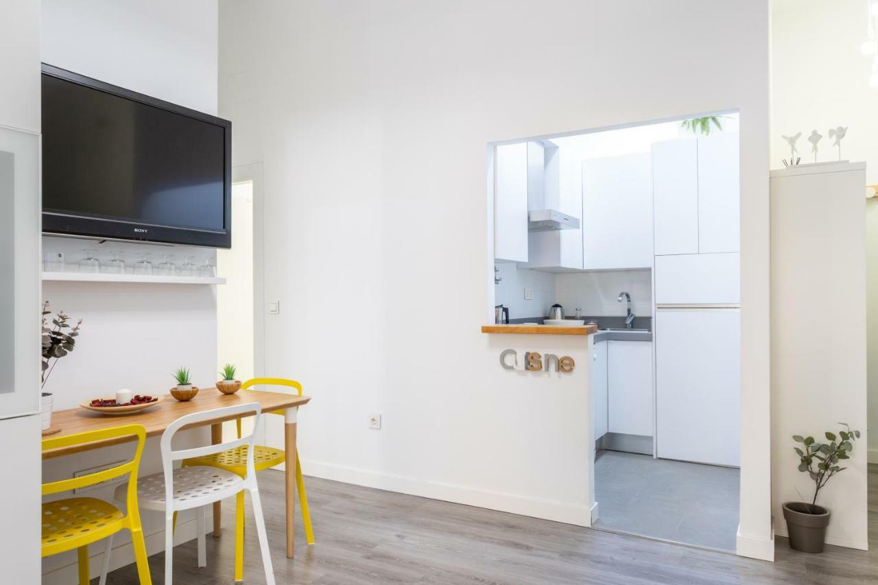 Apartamento Atarazanas Malaga Centro Historico Luaran gambar